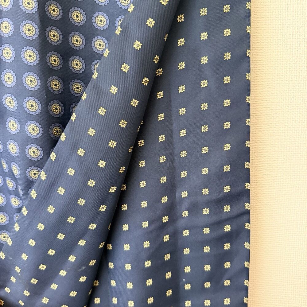 Vintage Bergdorf Goodman Italy Silk Scarf Navy Gold Reversible Double Layer Luxe - Picture 7 of 14